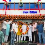पूर्व सांसद धनंजय सिंह ने प्रधान टीवीएस शोरूम एवं सर्विस स्टेशन का किया उद्घाटन