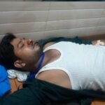 बाइक सवार दबंगों ने घेरकर युवक को बेरहमी से पीटा